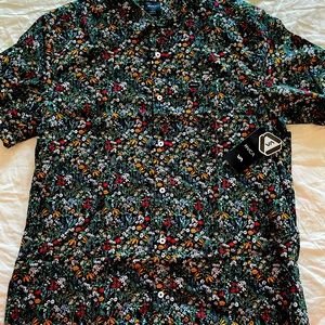 RVCA Button Up, Large.
